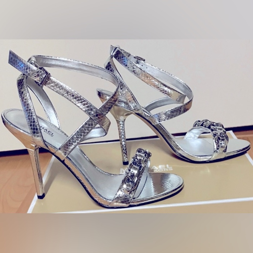 Michael Kors Silver High Heel Leather Sandal - Chain Front/Strappy/Size 7 - Picture 6 of 14